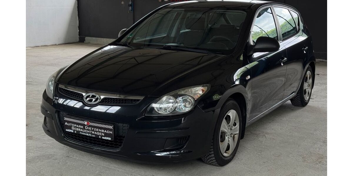 Hyundai i30 209.000 km 2.380 &euro; Dietzenbach 63128