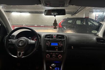 VW Golf 127.000 km 6.200 &euro; Freiberg am Neckar 71691