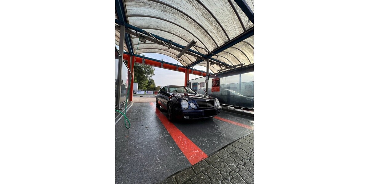 Mercedes-Benz CLK 320 175.000 km 3.700 &euro; Schwelm 58332