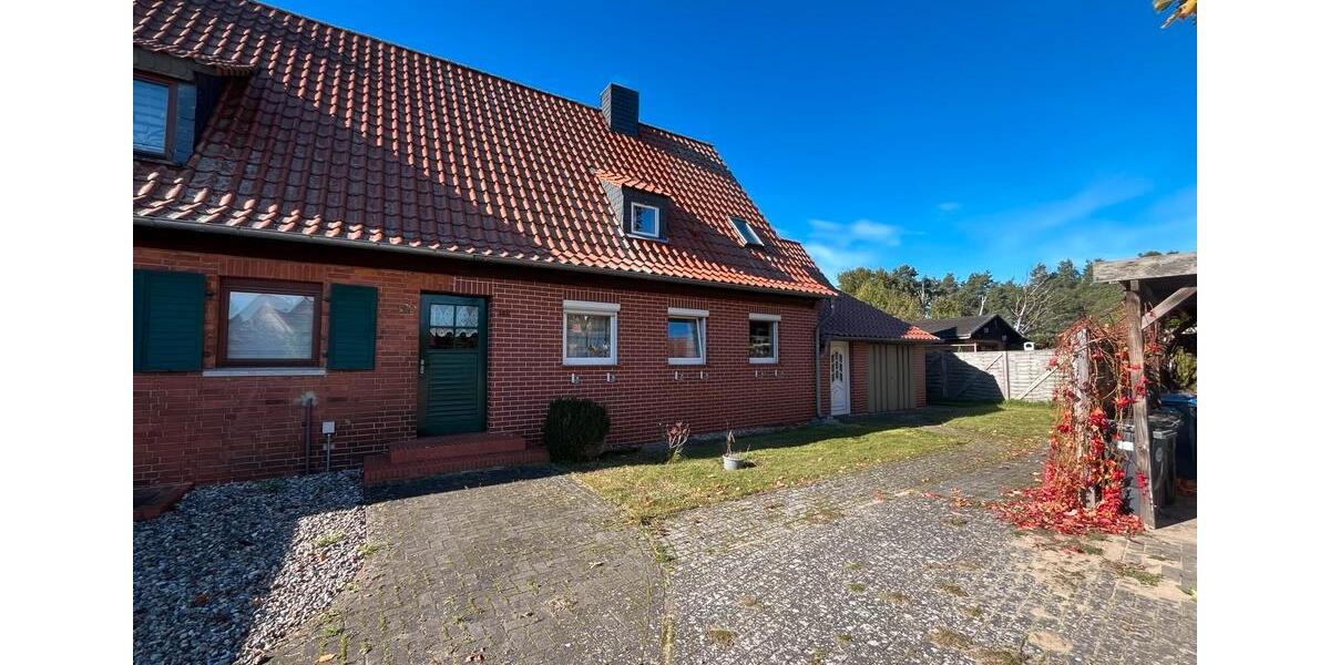 Doppelhaushälfte Schönhausen (Elbe) - 4 Zimmer, 90 m&sup2;, 150.000&euro; | Angebot:25148105