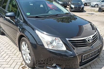Toyota Avensis 193.000 km 4.950 € Mechernich OT Roggendorf 53894