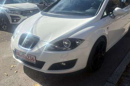 Seat Leon 229.000 km 2.450 € Albstadt 72458