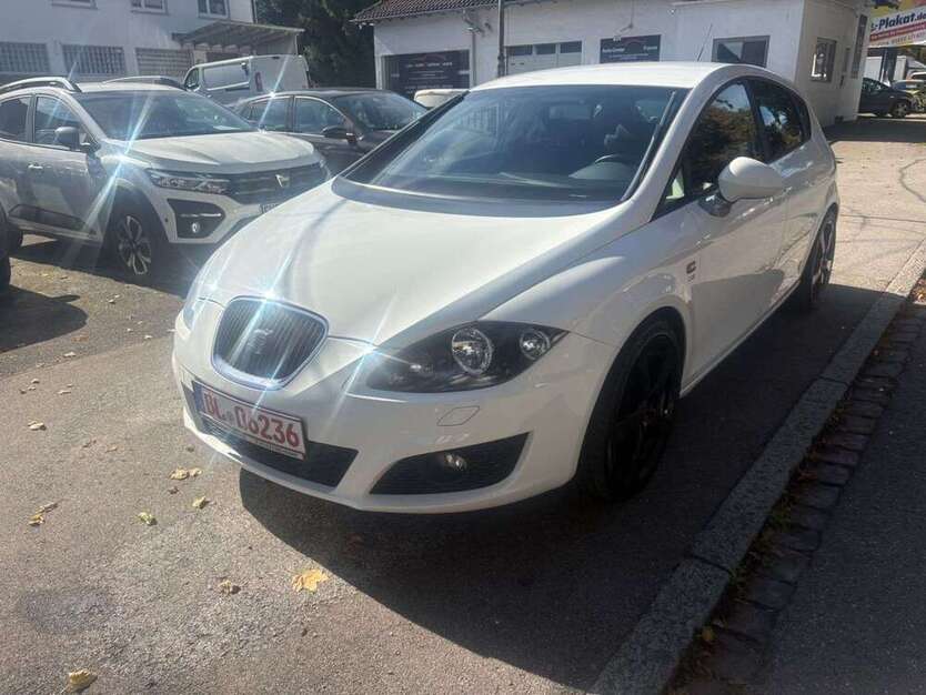 Seat Leon 229.000 km 2.450 € Albstadt 72458