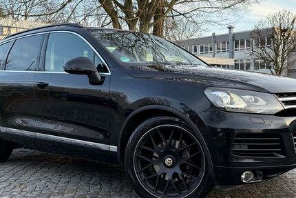 VW Touareg 249.600 km 14.990 &euro; Bremen 28329