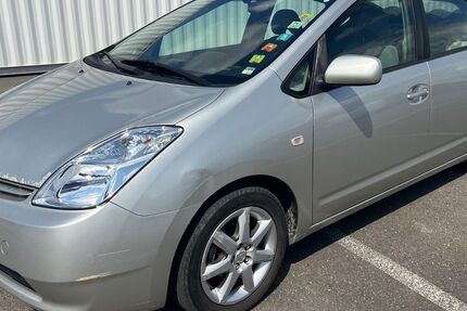 Toyota Prius 290.000 km 2.290 &euro; Berlin 12057