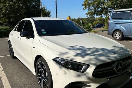 Mercedes A 35 AMG