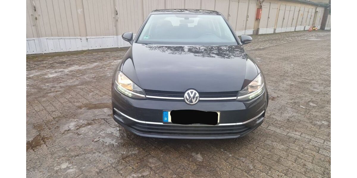 VW Golf 156.000 km 11.800 &euro; Berlin 12347