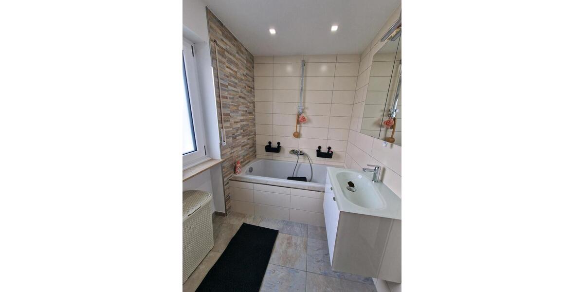 Reihenhaus Schwaig Bei Nürnberg - 5 Zimmer, 140 m&sup2;, 489.000&euro; | Angebot:25968496