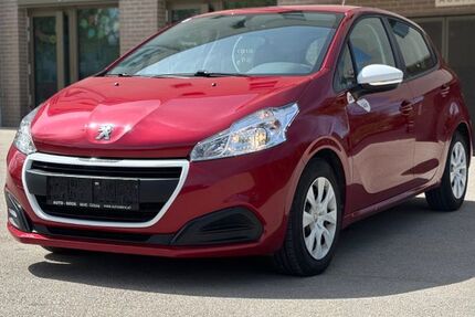 Peugeot 208 46.900 km 6.900 &euro; München 81825