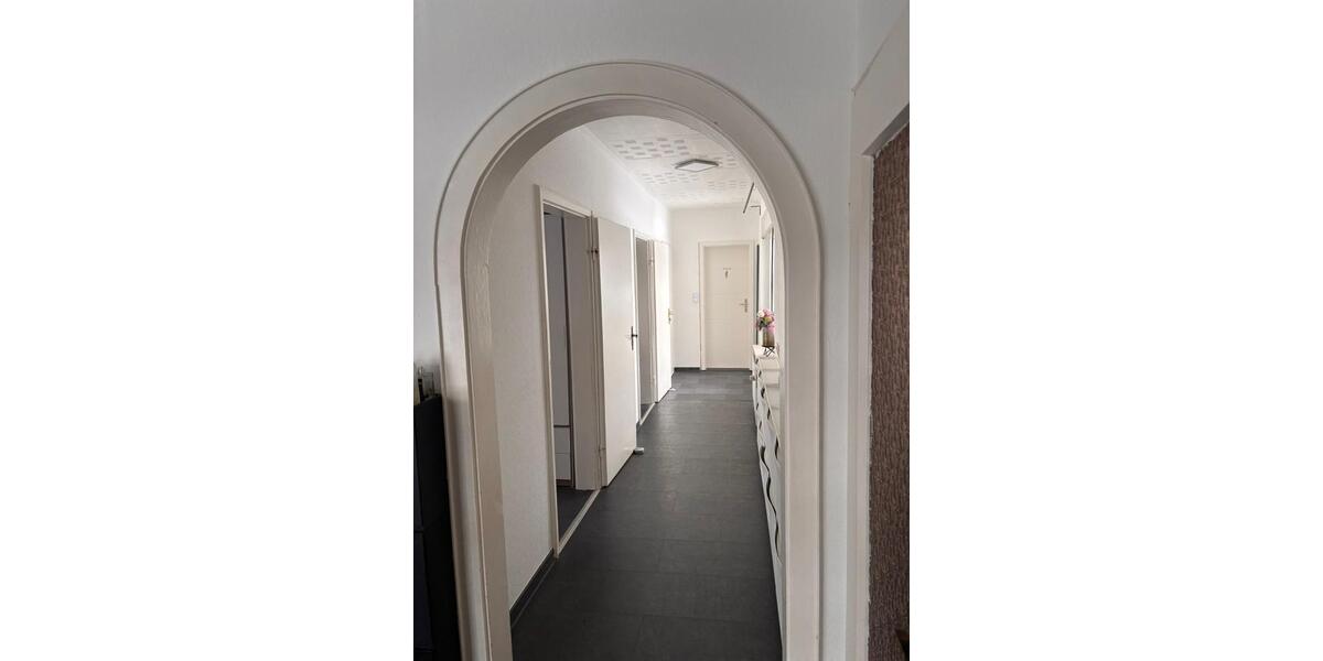 Einfamilienhaus Harrislee - 8 Zimmer, 300 m&sup2;, 4.500&euro; | Angebot:25342145