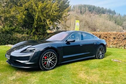 Porsche Taycan 121.500 km 47.900 &euro; Hürtgenwald 52393