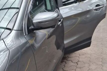 Nissan Qashqai 113.600 km 12.800 &euro; Dortmund 44269