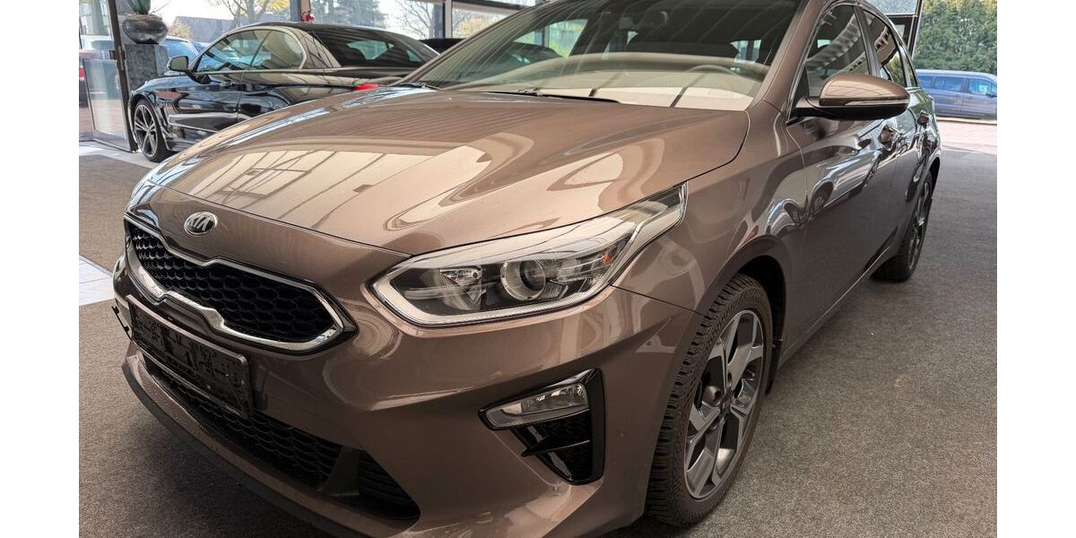 Kia ceed / Ceed 79.000 km 14.990 &euro; Minden 32425