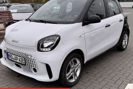 Smart ForFour 18.474 km 13.490 € Rostock-Warnemünde 18119