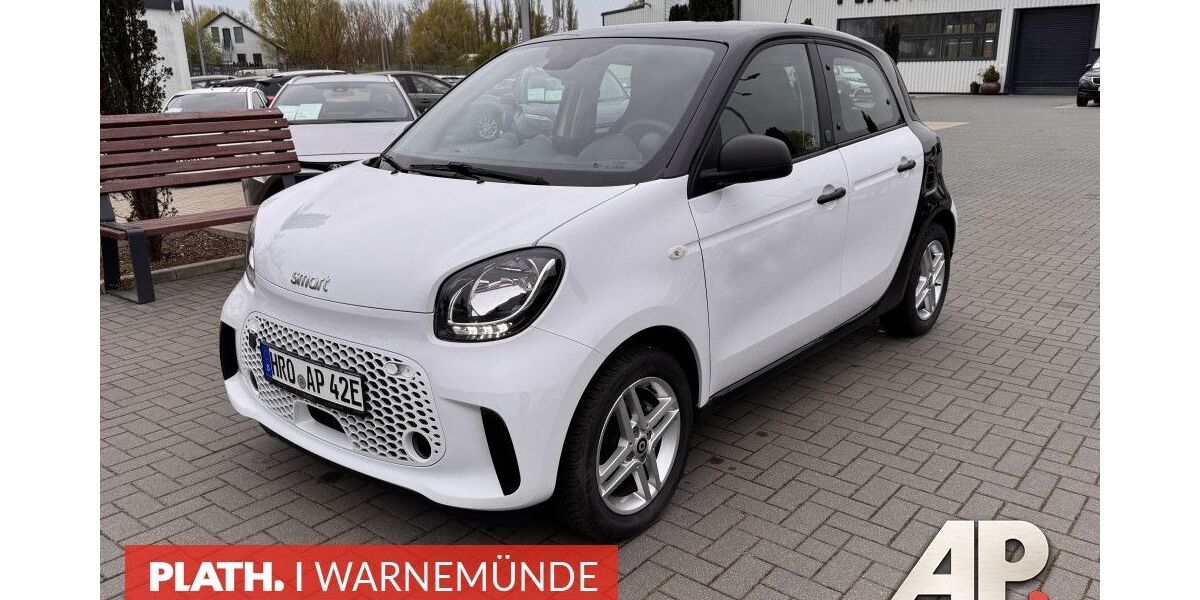 Smart ForFour 18.474 km 13.490 € Rostock-Warnemünde 18119