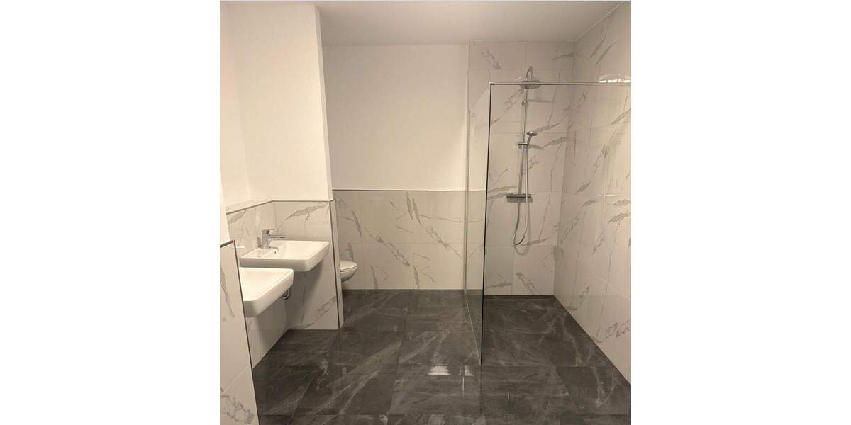 Etagenwohnung Kaarst Vorst - 3 Zimmer, 138 m&sup2;, 2.070&euro; | Angebot:24721454