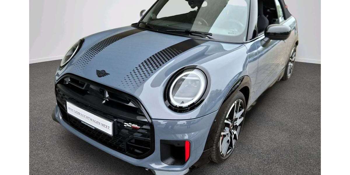 Mini John Cooper Works Cabrio 3.512 km 42.320 &euro; München 80788