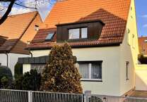 Haus zum Kaufen in Stuttgart 610.000 € 127 m²