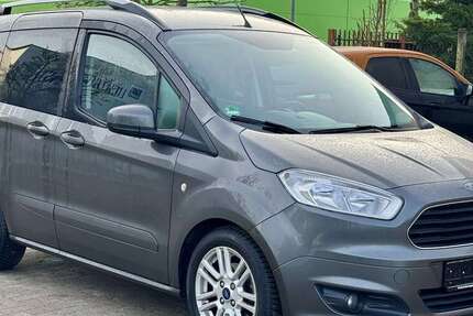Ford Tourneo Courier 48.860 km 11.890 &euro; Falkensee bei Berlin 14612