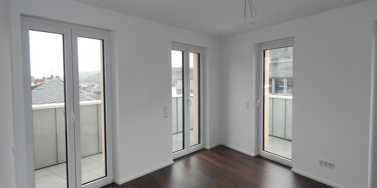 Blick über die Stadt- Altersgerechte helle Penthousewohnung an der Fußgängerzone - Einfamilienhaus Trier Nord | Angebot:25158371