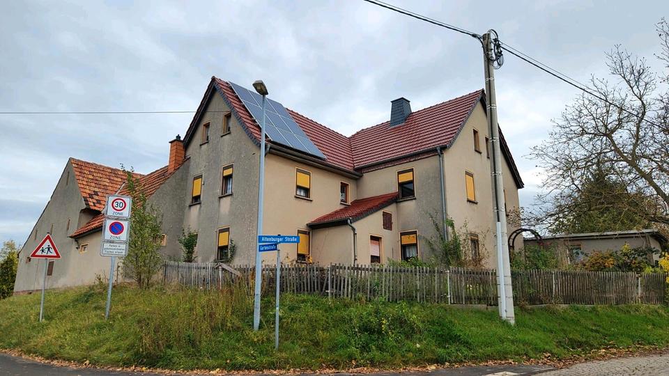 Mehrfamilienhaus, Wohnhaus Langenleuba-Niederhain Niederhain - 7 Zimmer, 160 m&sup2;, 119.000&euro; | Angebot:26683757