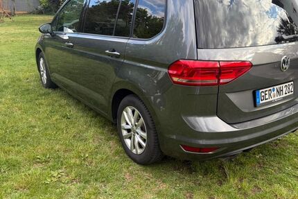 VW Touran 140.000 km 16.000 &euro; Germersheim 76726