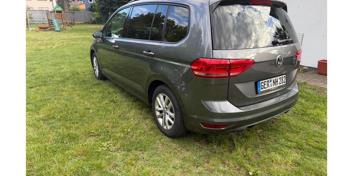 VW Touran 140.000 km 16.000 &euro; Germersheim 76726