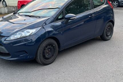 Ford Fiesta 43.000 km 4.050 &euro; Rüsselsheim 65428