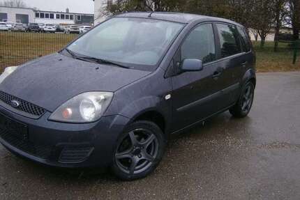 Ford Fiesta 144.000 km 2.899 &euro; Backnang 71522
