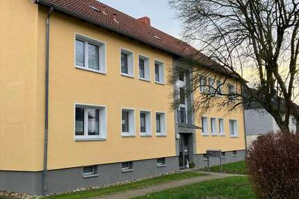 Wohnung zum Mieten in Bad Salzd.-Bodenburg 240 € 33.69 m² 1 zimmer