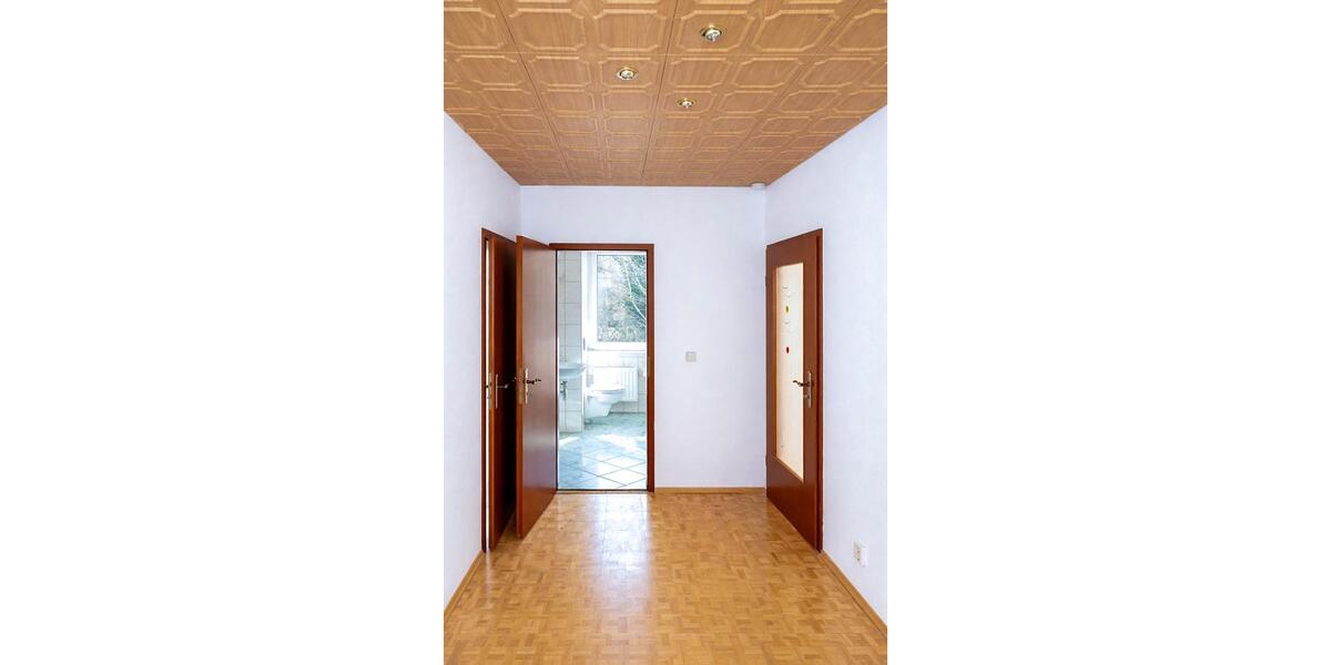 Etagenwohnung Oelsnitz (Erzgebirge) - 2 Zimmer, 55 m&sup2;, 70.000&euro; | Angebot:26254224