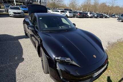 Porsche Taycan 43.000 km 65.000 &euro; putzbrunn 85640