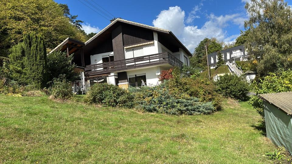Einfamilienhaus Biedenkopf - 4 Zimmer, 120 m&sup2;, 345.000&euro; | Angebot:27454452