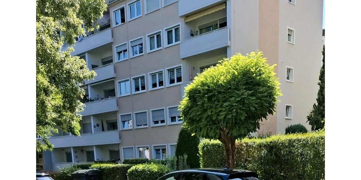 Etagenwohnung Bad Nauheim - 2.5 Zimmer, 70 m&sup2;, 320.000&euro; | Angebot:26986734
