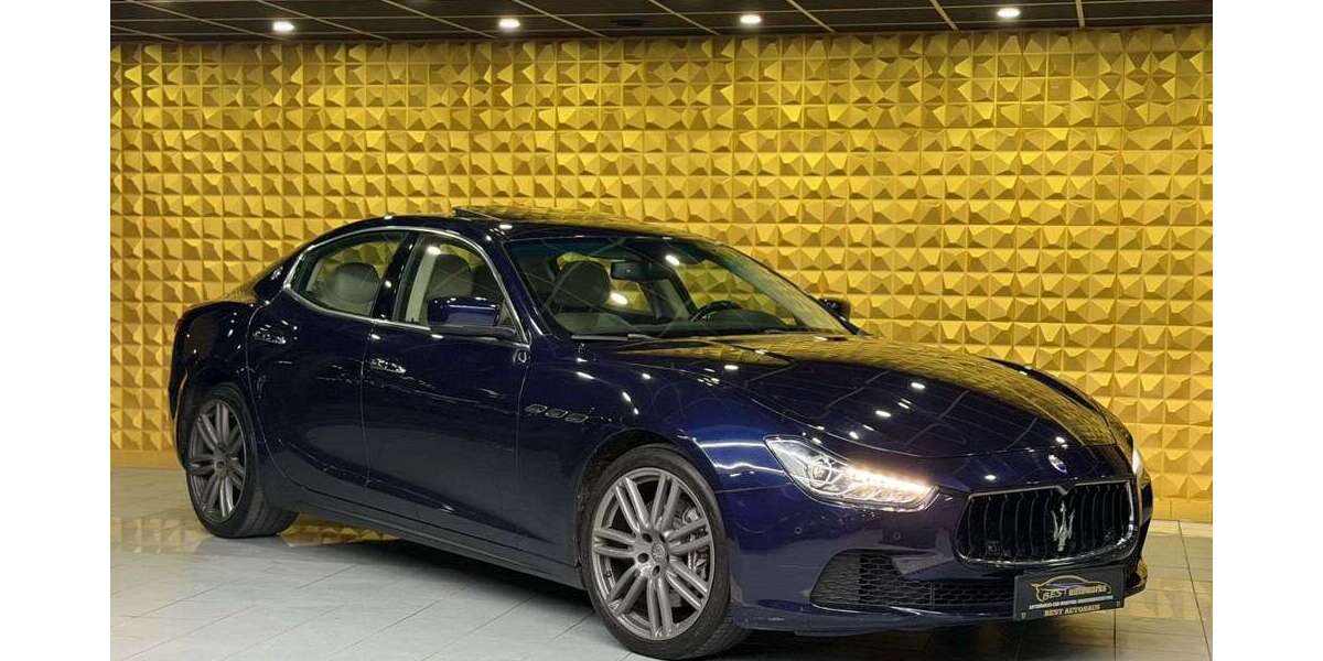 Maserati Ghibli 198.400 km 19.500 &euro; ENINGEN / REUTLINGEN 72800