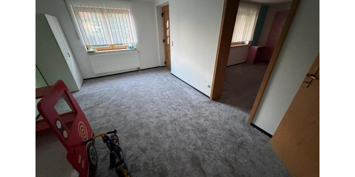 Erdgeschoßwohnung Marktredwitz - 3 Zimmer, 104 m&sup2;, 950&euro; | Angebot:26416418