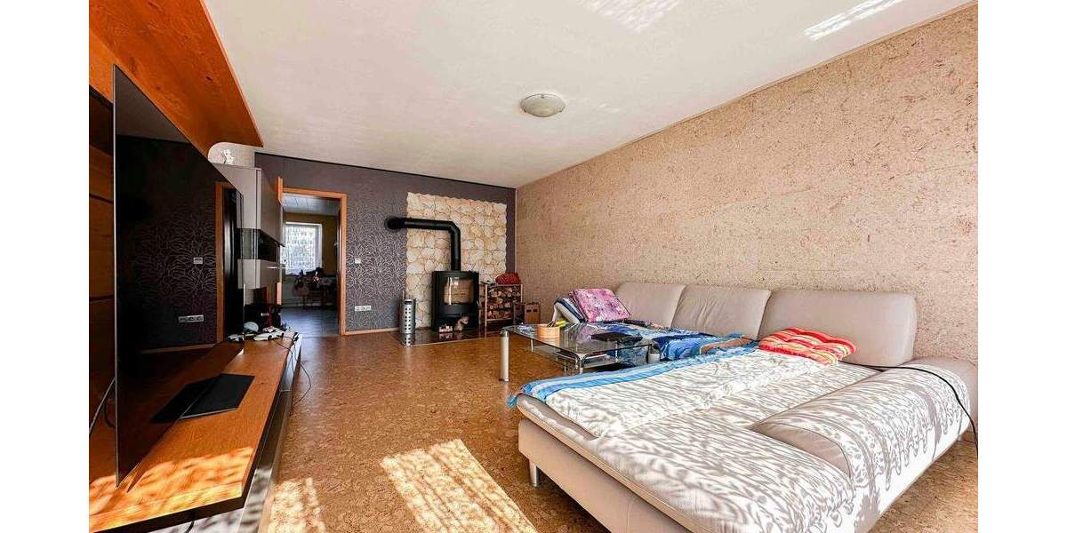 Doppelhaushälfte Nürnberg Schweinau - 8 Zimmer, 179 m&sup2;, 589.000&euro; | Angebot:25476414