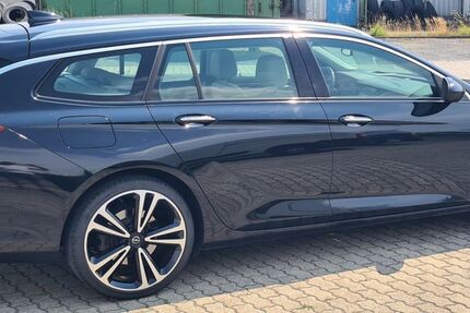 Opel Insignia 127.000 km 16.990 &euro; Neustadt b. Coburg 96465