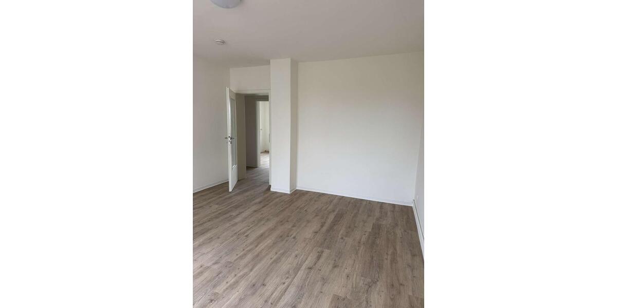 Etagenwohnung Grevesmühlen - 3 Zimmer, 71 m&sup2;, 533&euro; | Angebot:25806446