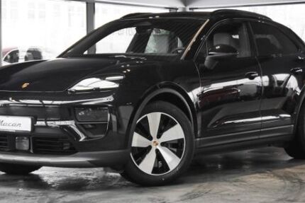 Porsche Macan 9.900 km 85.390 &euro; Magdeburg 39116