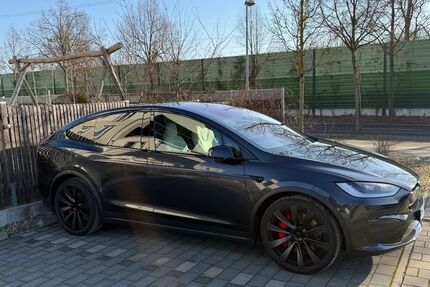 Tesla Model X 12.300 km 99.999 &euro; Berlin 10243