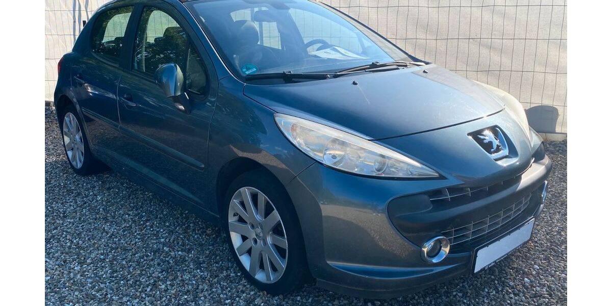 Peugeot 207 149.000 km 890 &euro; Heilbronn 74078