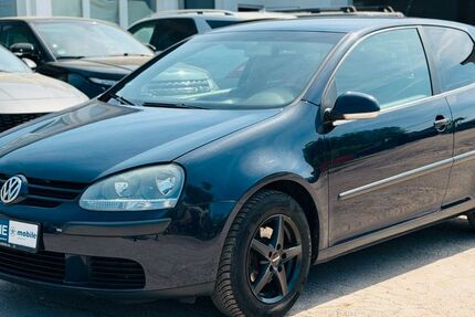 VW Golf 212.000 km 3.990 &euro; Sasbach 77880