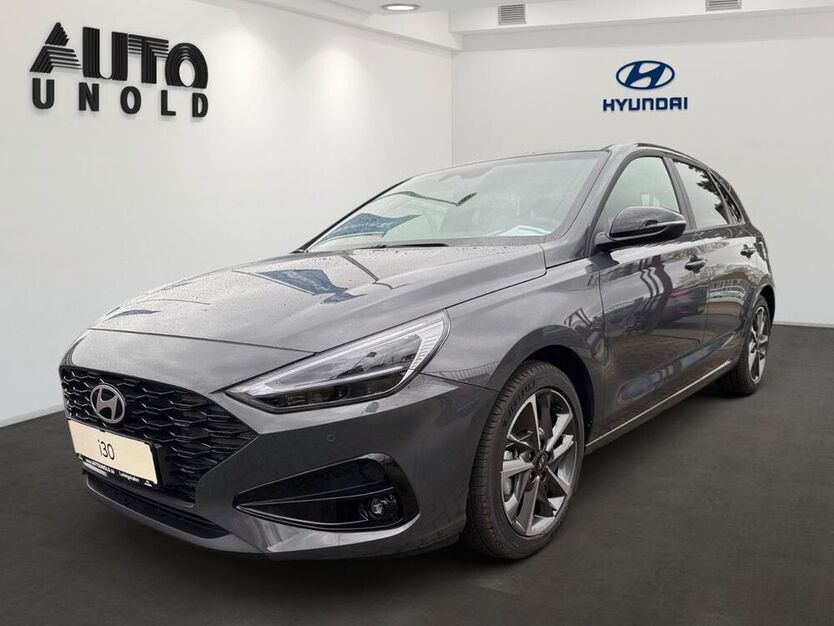 i30