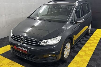 VW Touran 173.302 km 12.590 &euro; Ostrhauderfehn 26842