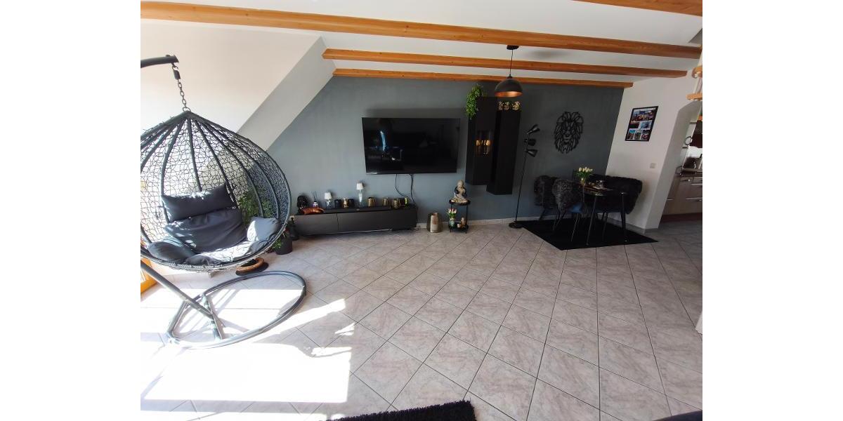 4 Zi. Wohnung in DG Galerie mit Garten (auf Wunsch), Balkon und Garage in Höchstadt OT - Etagenwohnung Höchstadt OT | Angebot:26409507