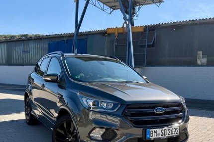 Ford Kuga 92.000 km 13.500 &euro; Bergheim 50129