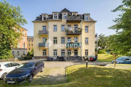 Großzügige Wohnung im sanierten Altbau mit 2 Balkonen und Stellplatz in Löbtau-Nord