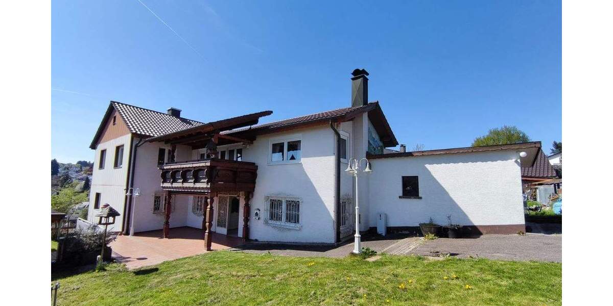 Mehrfamilienhaus, Wohnhaus Karlsruhe Grünwettersbach - 7 Zimmer, 200 m&sup2;, 430.000&euro; | Angebot:25798908
