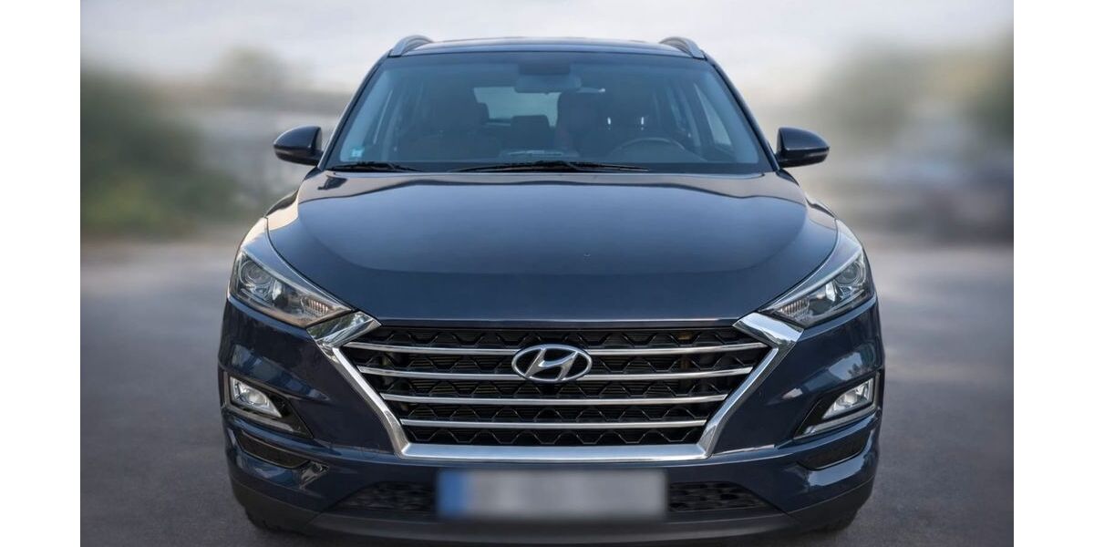 Hyundai TUCSON 64.028 km 15.099 &euro; Montabaur 56410